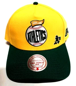 TOPPS / Mitchell & Ness Oakland Athletics A's Adjustable Snapback Hat Cap & PIN - Picture 1 of 5