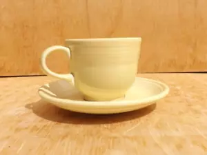 Fiesta GELB (hell) Tasse & Untertasse Set - 8 Unzen - Bild 1 von 2