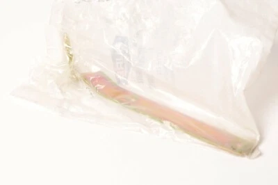 Genuine Polaris 1012751 Hinge,Upper Right RH - Hood 500 550 600 700 800 see list - Image 1 of 2