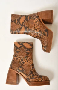 Free People Ruby Shine Bota Plataforma Tacón de Bloque Cremallera 10/40 Marrón Serpiente - Imagen 1 de 13
