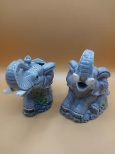 Lot (2) Vintage OCI Trunk Up Ceramic Hand Painted Elephant Planters Figurines - Picture 1 of 6