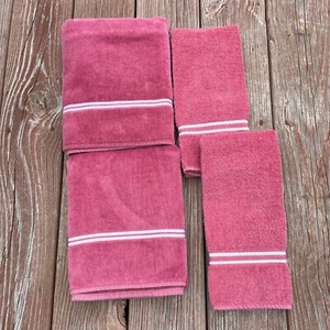 Juego de toallas de baño vintage Lady Pepperell 2 toallas de mano 2 toallas de baño rosa malva - Imagen 1 de 12