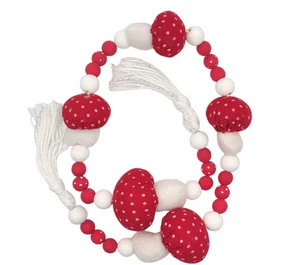 Pilz Weihnachtsgirlande Perlen rot weiß gepunktet Quaste Handarbeit Wald - Bild 1 von 7
