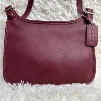 Bolso de Hombro COACH Cuero Borgoña Etiqueta 9142 Usado Elegante De Colección Foto 1 de 4