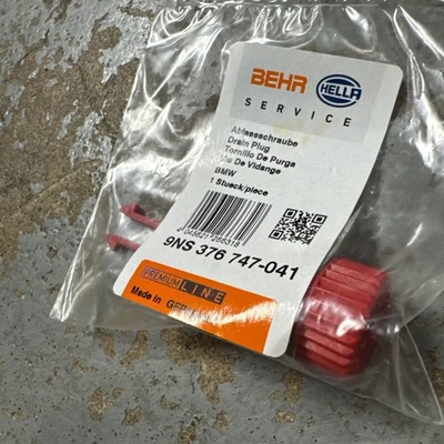 BMW Mercedes Radiator Drain Plug - Mahle Behr 376747041 - Image 1 of 2