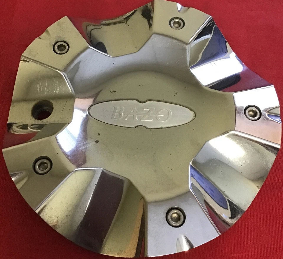 UNA TAPA CENTRAL LLANTAS CROMADAS BAZO BAC-F003 B22 BAZO 6 7/8" USADA PERSONALIZADA/4743 Foto 1 de 4