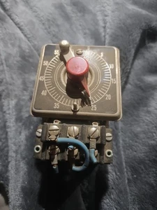 Industrial Timer Corporation TDAB 15 Minute 115V 60-Cycle Analog Timer - Picture 1 of 3