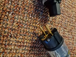 Furutech Highend Netzkabel NKF-5 Gold Von Dillenhöfer - Bild 1 von 5
