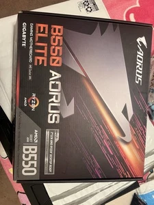 GIGABYTE B550 AORUS ELITE ATX (305x244), AMD AM4 ATX Gaming Motherboard - Bild 1 von 2