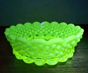 Northwood Vaseline Opalescent Hobnail Thumbprint Berry Bowl - Picture 1 of 6