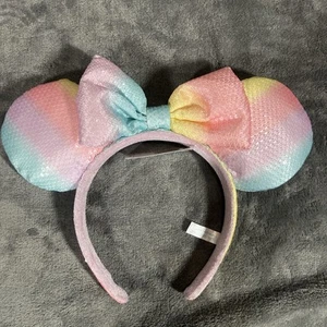 Cerchietto orecchie Minnie Mouse fiocco paillettes arcobaleno Shanghai Tokyo Disney - Nuovo con etichette!! - Foto 1 di 6