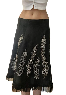 Falda Carole Little Silk Negra Bordada Volantes Dobladillo Gasa Transparente Boho Y2K De Colección 6 Foto 1 de 4