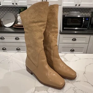 Markon Suela Womens Tan Suede Leather Tall Boots Size 8W Floral Embossed Brazil - Picture 1 of 14