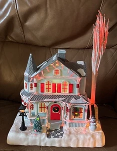 Avon 2001 Christmas Holiday Splendor Glasfaser Farbwechsel beleuchtetes Haus - Bild 1 von 20
