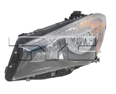 Conjunto de farol de halogênio lateral esquerdo TYC NSF para Mercedes Benz CLA250 2014-2017 - Imagem 1 de 3
