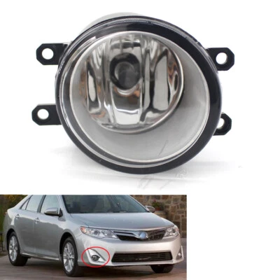 Fog light H11 fit for TOYOTA CAMRY COROLLA TACOMA MATRIX Right Side Sedan 4-Door - Image 1 of 4
