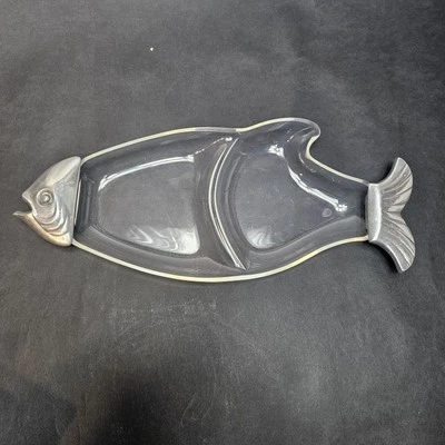 Plato acrílico vintage MCM Bagel & Lox forma de pez con asas laterales de metal plateado Foto 1 de 4