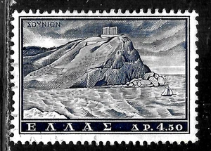 HICK GIRL-OLD USED  GREECE  SC#701  TEMPLE OF POSEIDON     A5657 - Picture 1 of 2