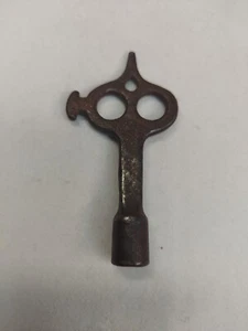 Llave de reloj de hierro fundido vintage con funciones multiherramienta - Imagen 1 de 5