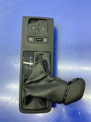 2021-2024 TOYOTA VENZA AUTO TRANS FLOOR SHIFTER W/ PARKING BRAKE & DRIVE MODE - Image 1 of 4