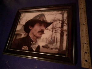 Richard Petty 12" x 10" Framed Picture - Very Nice. At home. - Picture 1 of 2