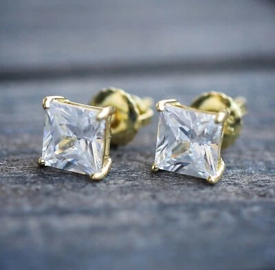 Pequeños y elegantes aretes enchapados en oro de 14K de plata de ley circonita cúbica corte princesa Foto 1 de 4