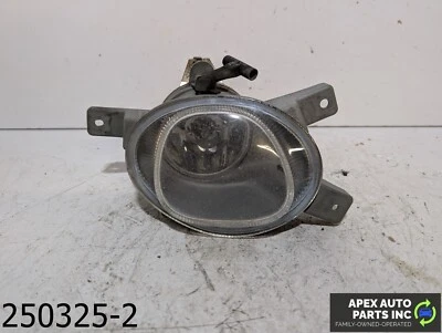 Conjunto de luz antiniebla izquierda OEM 2004-2007 Volvo V70 2,5 L Foto 1 de 4