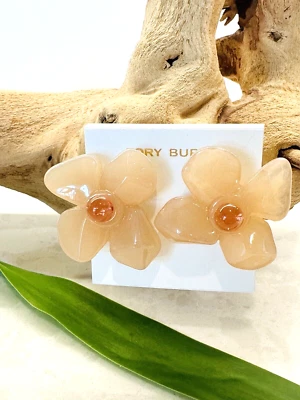 Pendientes Tory Burch Chapados en Oro Esmalte Flores Grandes Gruesos Tachuelas Rosa Foto 1 de 4