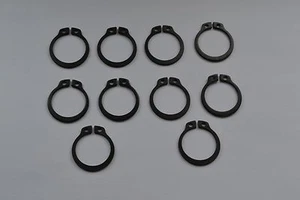 Acciaio 3MM Anelli di Sicurezza Esterni Gancetto a C DIN471 Confezione 10 - Picture 1 of 1
