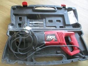 SKIL 9200 RECIPROCATING SABRE SAW 800 - 2400RPM BLADES ADAPTOR, ALLEN KEY & CASE - Picture 1 of 19
