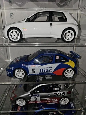 Ottomobile MEGANE Maxi 1/18 RARE !!! OT272 - Immagine 1 di 4