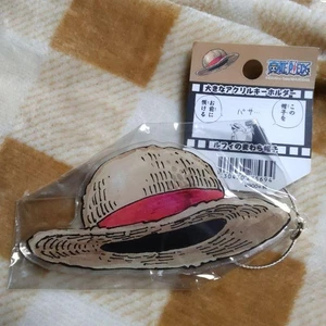 One Piece Luffy'S Straw Hat Big Acrylic Keychain - Picture 1 of 2