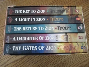 The Zion Chronicles Books 1-5 (Bodie Thoene) - Bild 1 von 4