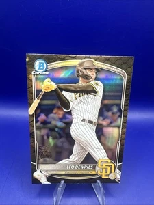 2025 Bowman - Chrome Prospects Leo De Vries #BCP-59 Reptilian Refractor - Bild 1 von 4