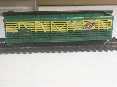 Life-Like N Scale 40’ Stock Car Chicago North West - Image 1 of 4