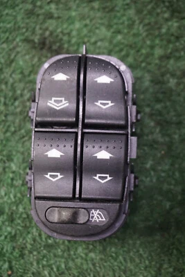Interruptor ventana delantera izquierda Ford Focus 2000 2001 2002 03 04 05 06 07 OEM 03162203 Foto 1 de 4