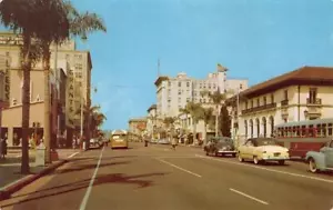 Colorado Street Scene PASADENA, CA Los Angeles County 1956 Vintage Postcard - Picture 1 of 2