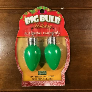 1 Pair Big Bulb Holiday Flashing Earrings Green Magic Seasons 702442 - Picture 1 of 2