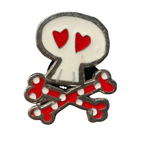 Disney Mickey Mouse Sugar Skull & Crossbones Valentines Disney Park Trading Pin - Picture 1 of 4