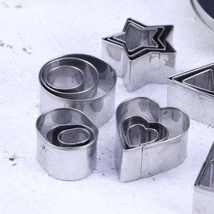 Pz Tagliabiscotti in Acciaio Inox Set Tagliabiscotti in Metallo da Forno Mini - Foto 1 di 12