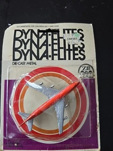Vintage Sealed Metal Dyna-Flites Braniff Airlines Airplane 1981 - Picture 1 of 7