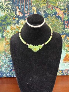Vintage 1960er grün Emaille Blumen Perlen Halsband Halskette gemarkt Japan gelb weiß - Bild 1 von 5