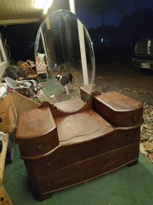 Tocador Austin Suites 1960 Foto 1 de 4