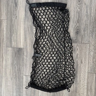 Red de carga organizadora de malla estilo sobre maletero trasero para Toyota Prius V 2012-2017 Foto 1 de 2