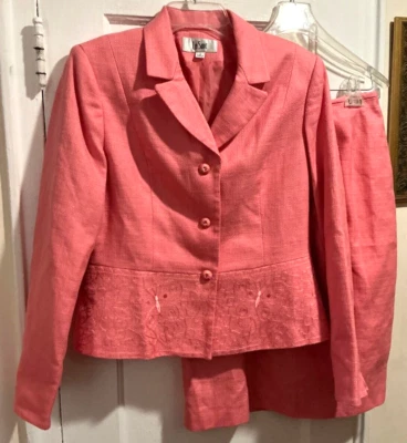 Blazer Le Suit 2 Piezas y Falda Forrada Bordada 100% Algodón Rosa Talla 10 ¡COMO NUEVA! Foto 1 de 4