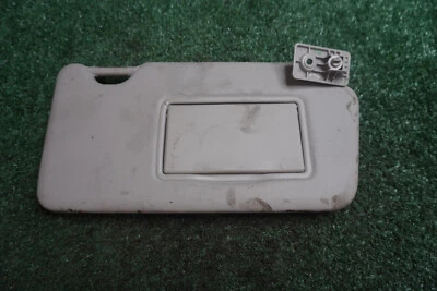 2017 2018 2019 NISSAN VERSA PASSENGER SIDE Sun Visor OEM 1 Peice  96401-9MB1A - Image 1 of 4