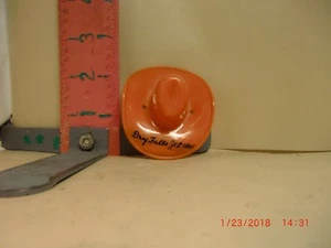 PLASTIC MEXICAN STYLE COWBOY HAT ASHTRAY , SOUVENIR OF DRY FALLS JUNCTION, WASH - Picture 1 of 1