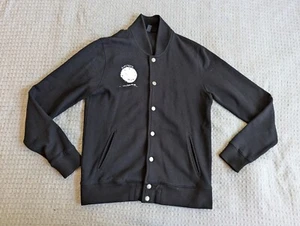 Godsteeth Pullover Erwachsene Medium schwarz Baumwolle Druckknopfleiste Mond Berg Druck - Bild 1 von 12