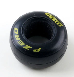 Reifen mit Einlage vorne 1:7 Formel 1 de Agostini Ersatzteil Kyosho RB7-011 - Bild 1 von 1