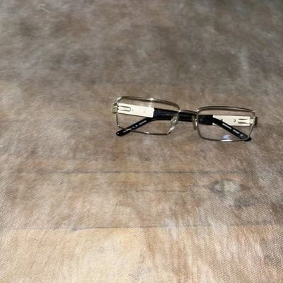 FRENCH CONNECTION eyeglasses SILVER RECTANGLE glasses frame MOD: FC96 25239409 - Image 1 of 4